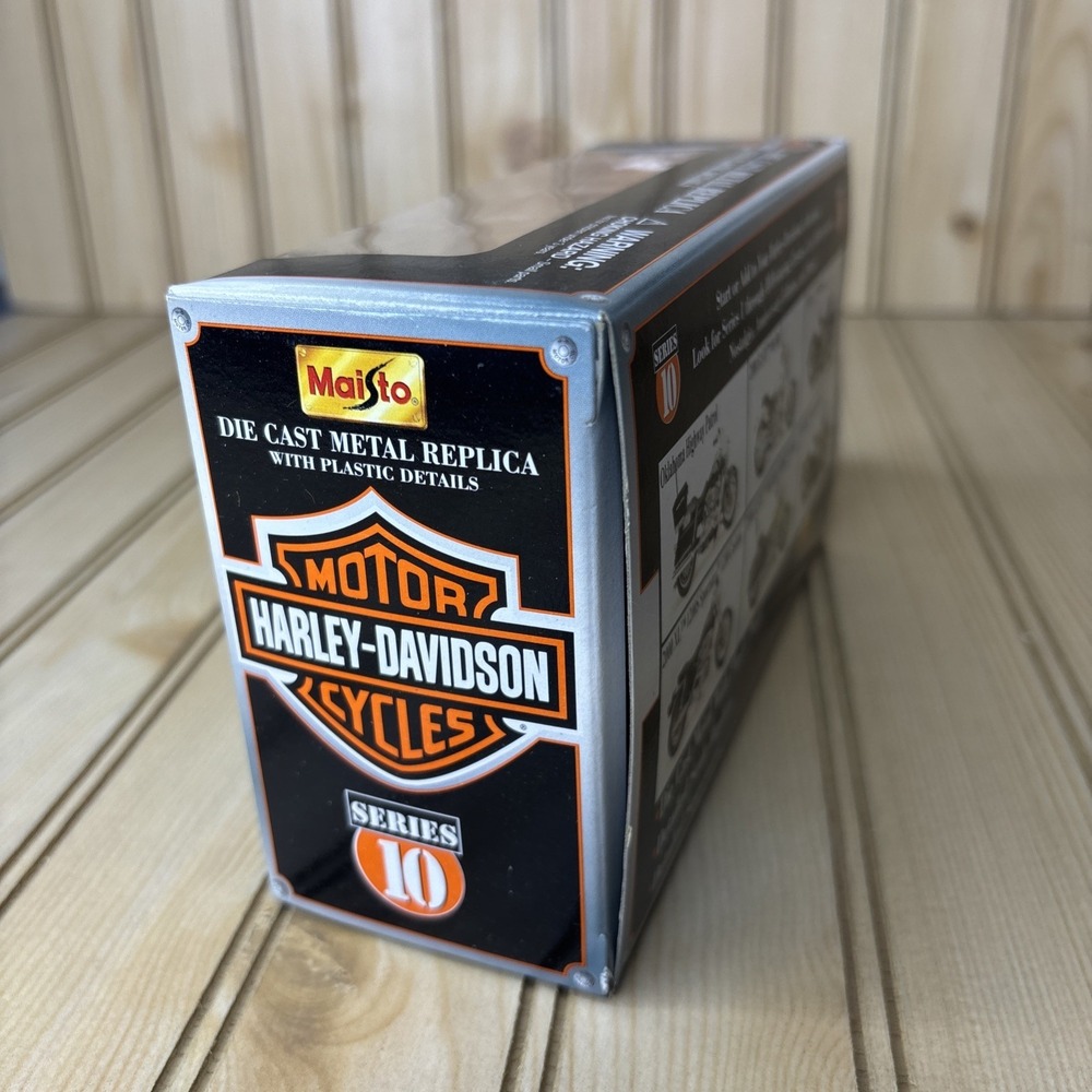Maisto 1:18 Harley-Davidson 1936 EL Knucklehead‎ Motorcycle Series 10 - Picture 6 of 6